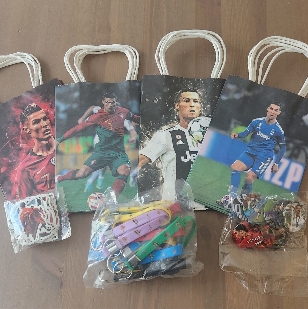 Cristiano Rinaldo Soccer Star Party Pack